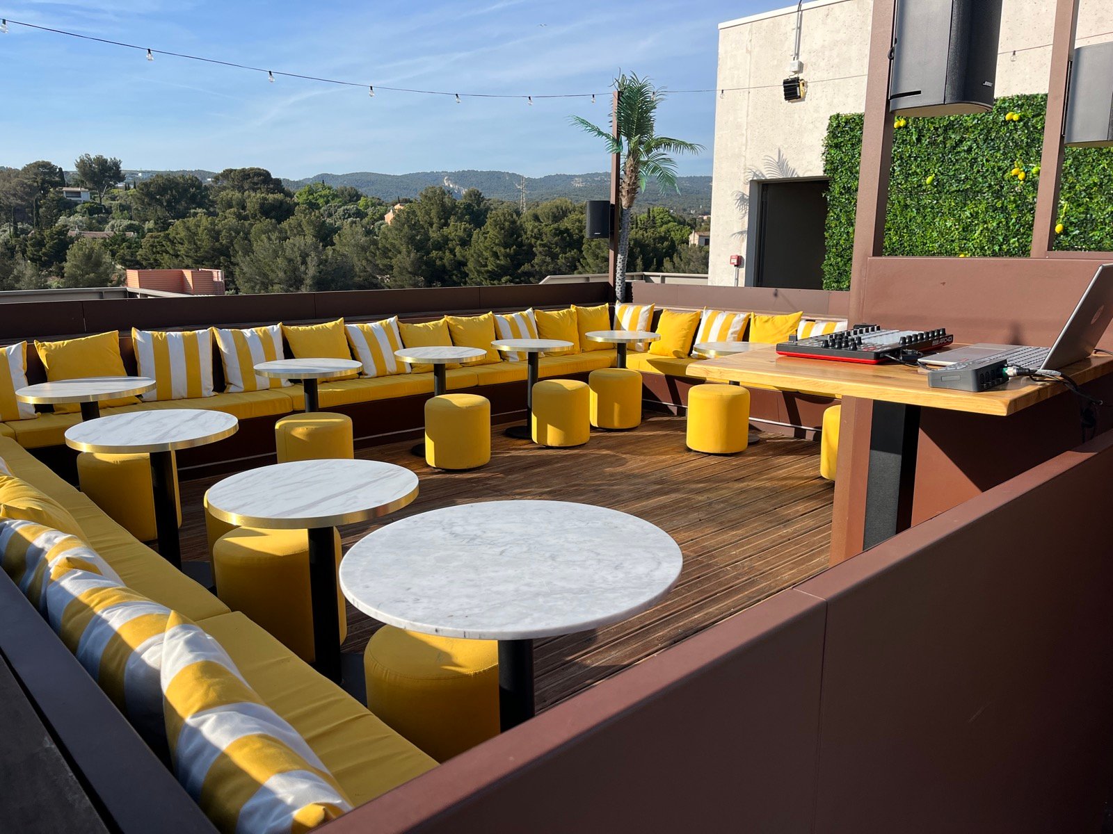 Limone Rooftop — La Ciotat