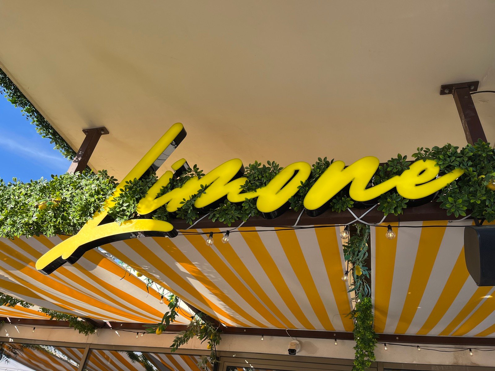 Limone Rooftop — La Ciotat