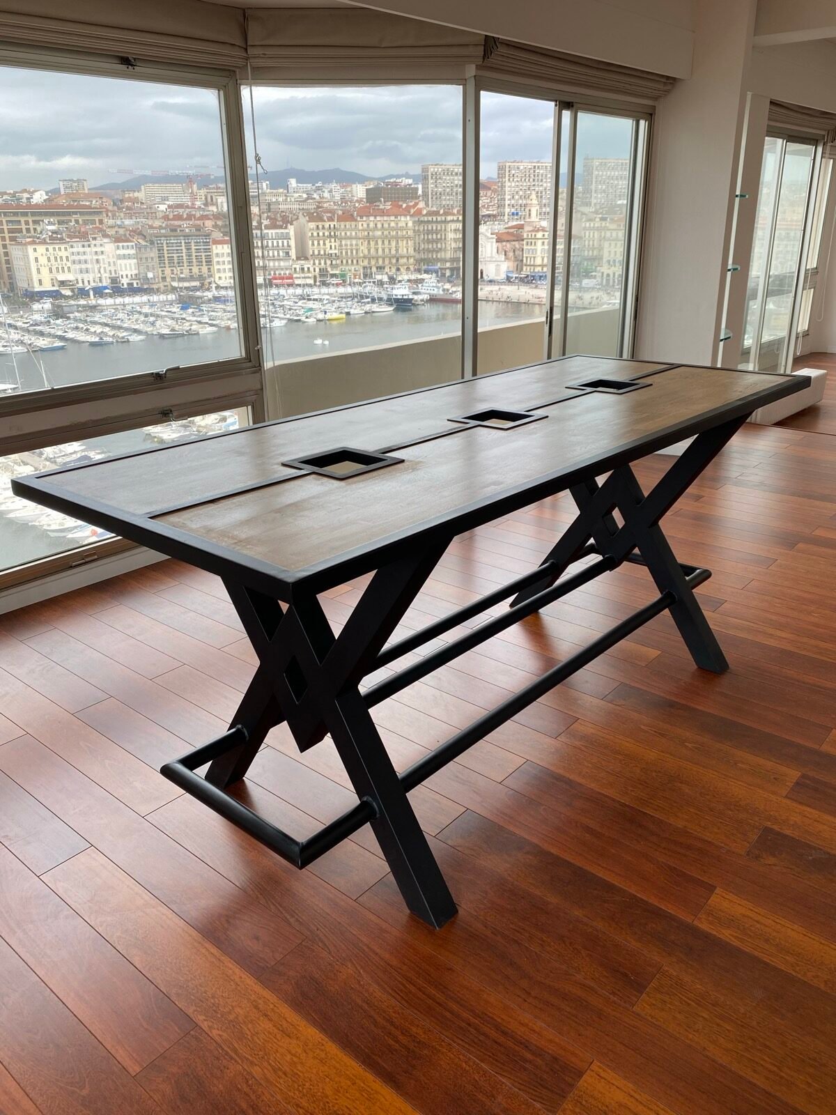 Tables sur-mesure et agencement d’un espace de réception